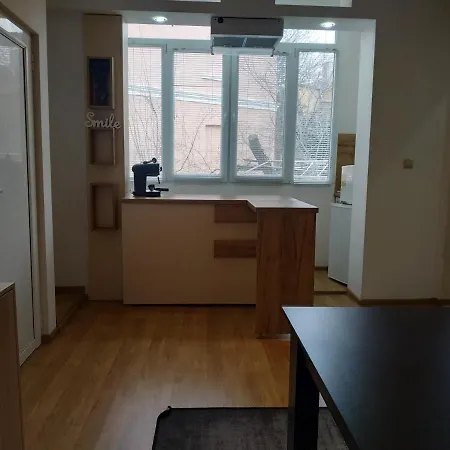 アパート център *